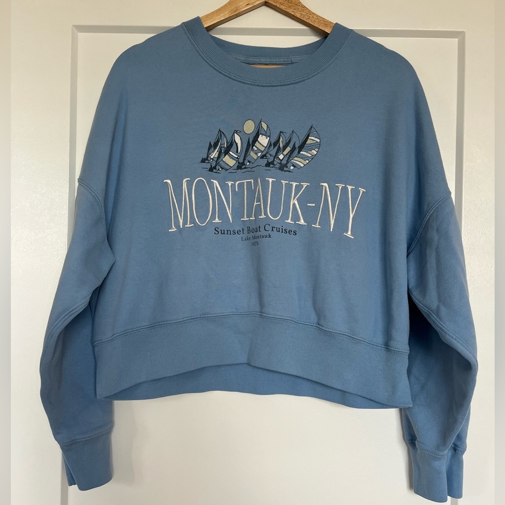 Abercrombie & Fitch Light Blue "Montauk-NY" Crewneck Sweatshirt